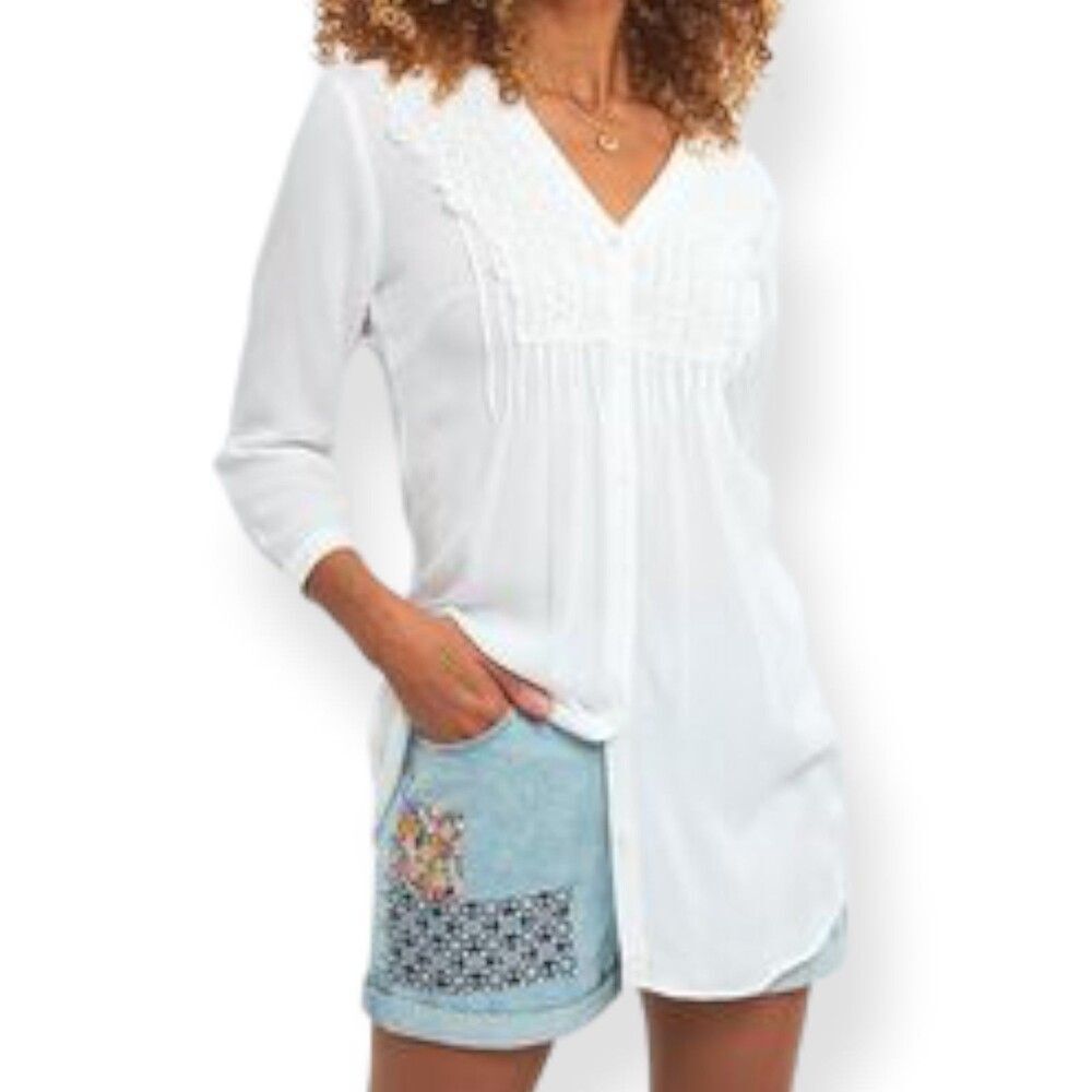 Women’s 3/4 Sleeve Embroidered Detail White Blouse